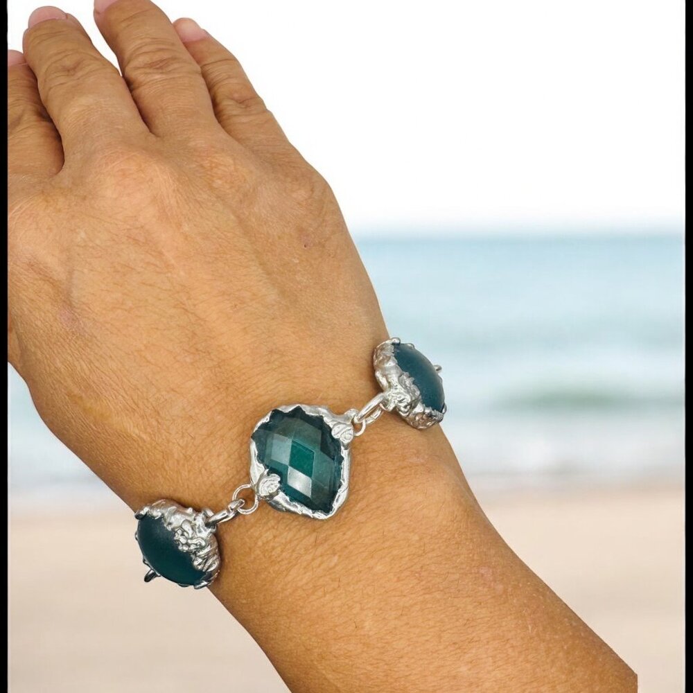 Artisan Crafted Sea Glass Cabochons Bracelet & Faceted Crystal Accent - Picture 12 of 15